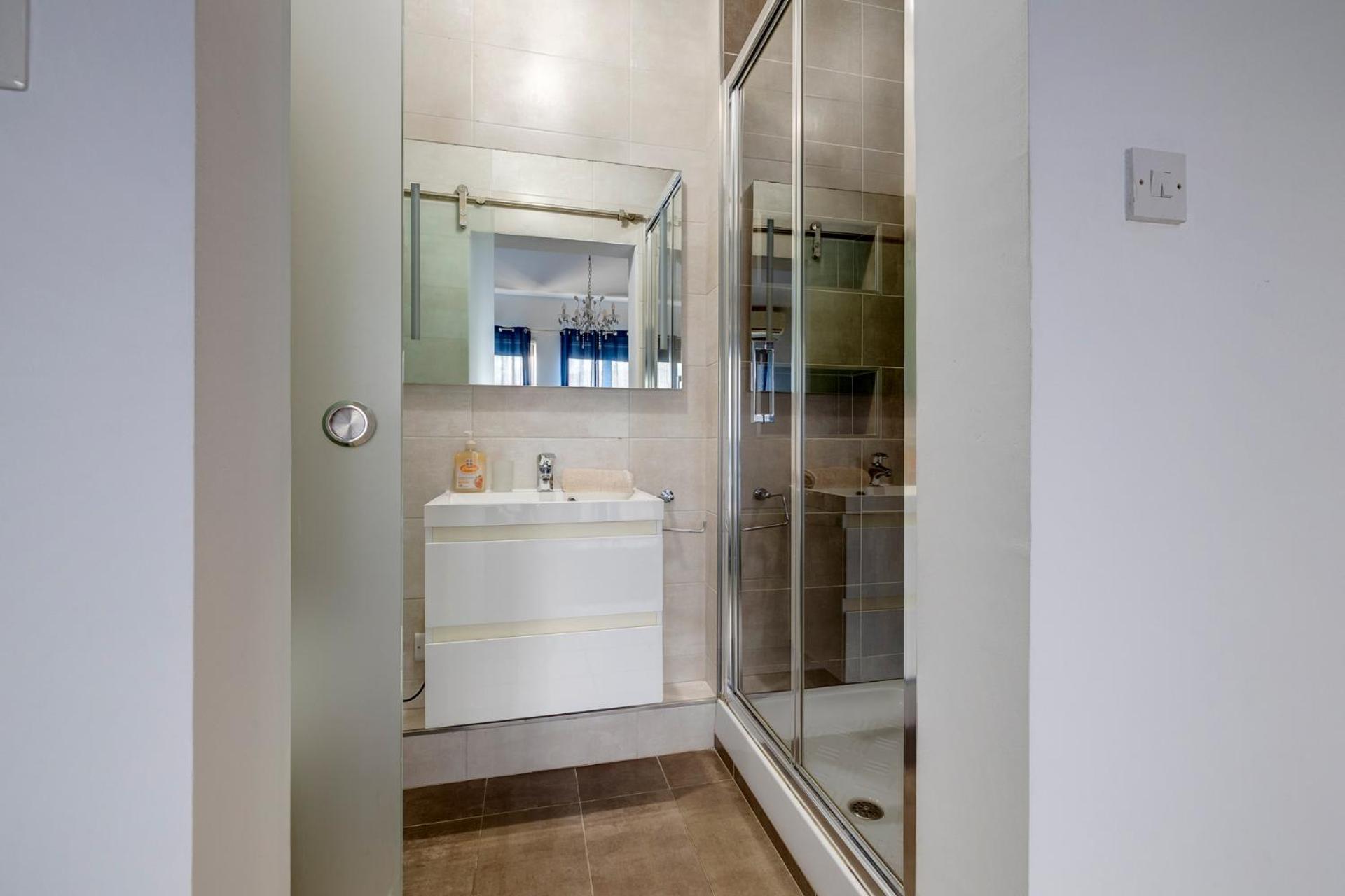 Modern 2Br Sliema Apartment Εξωτερικό φωτογραφία